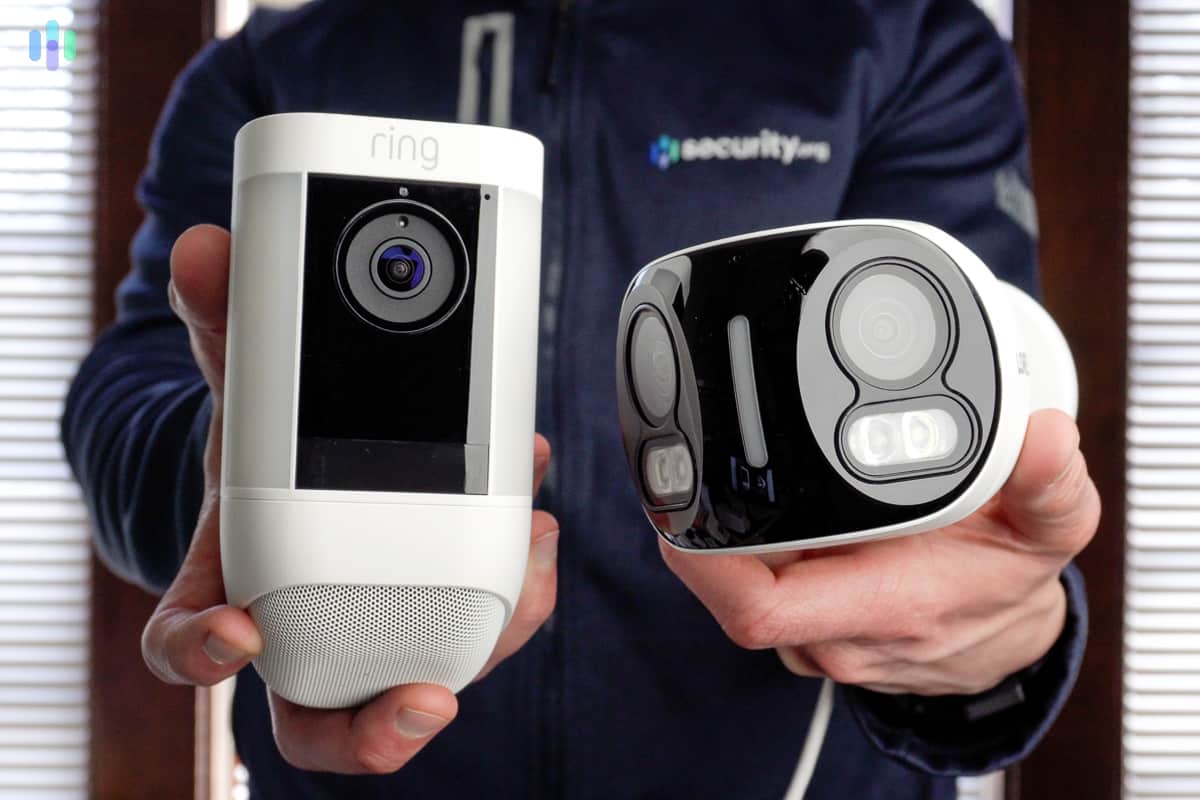 Ring Spotligt Cam Pro v Lorex 4k Dual Lens Ring Spotligt Cam Pro v Lorex 4k Dual Lens